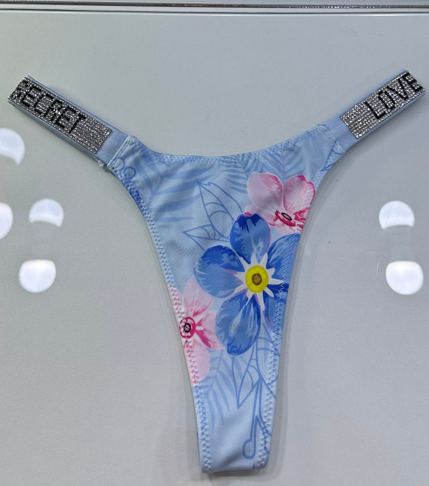 TRUSAS LOVE SECRET