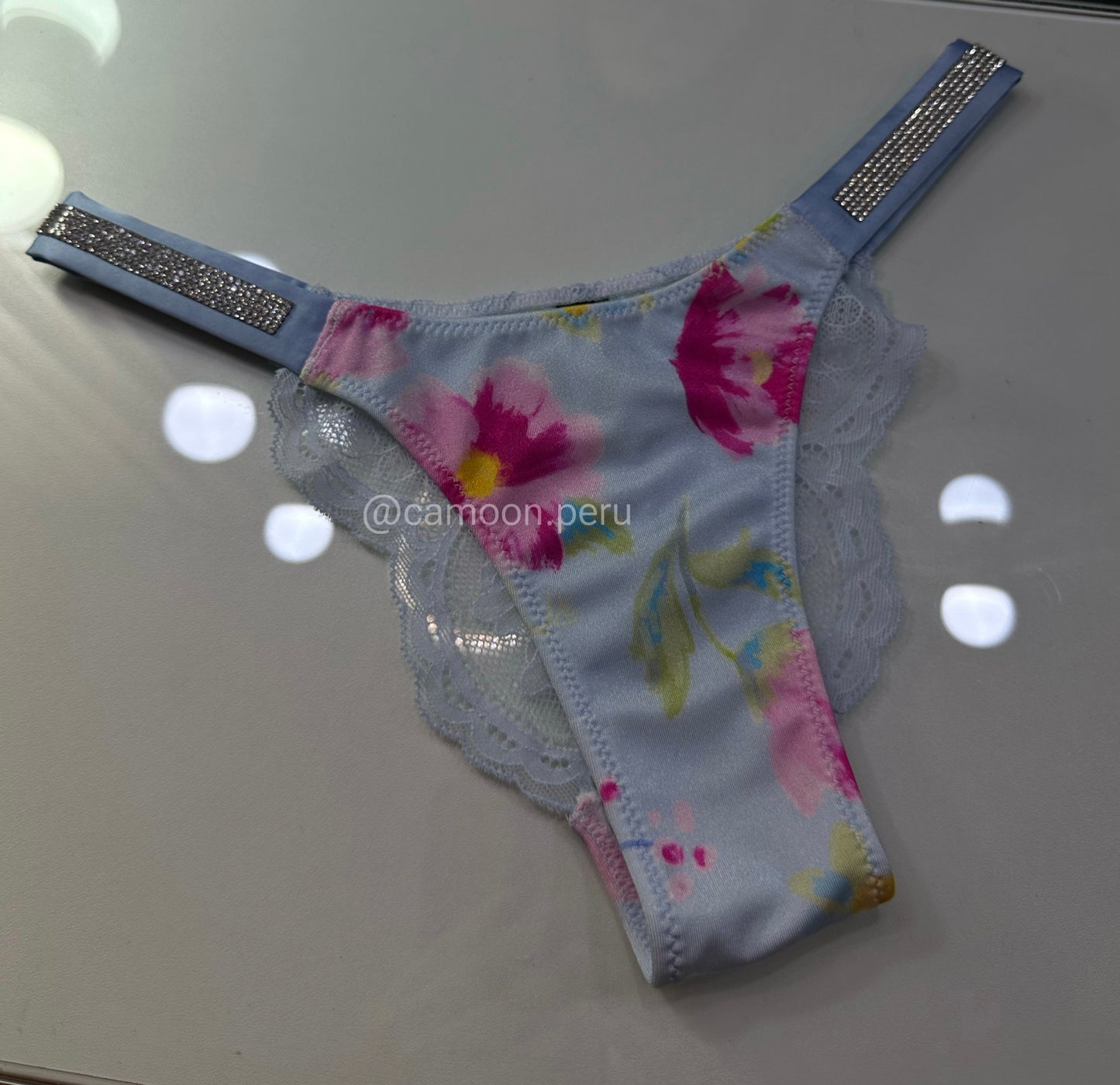 TRUSAS BIKINI CON ENCAJE