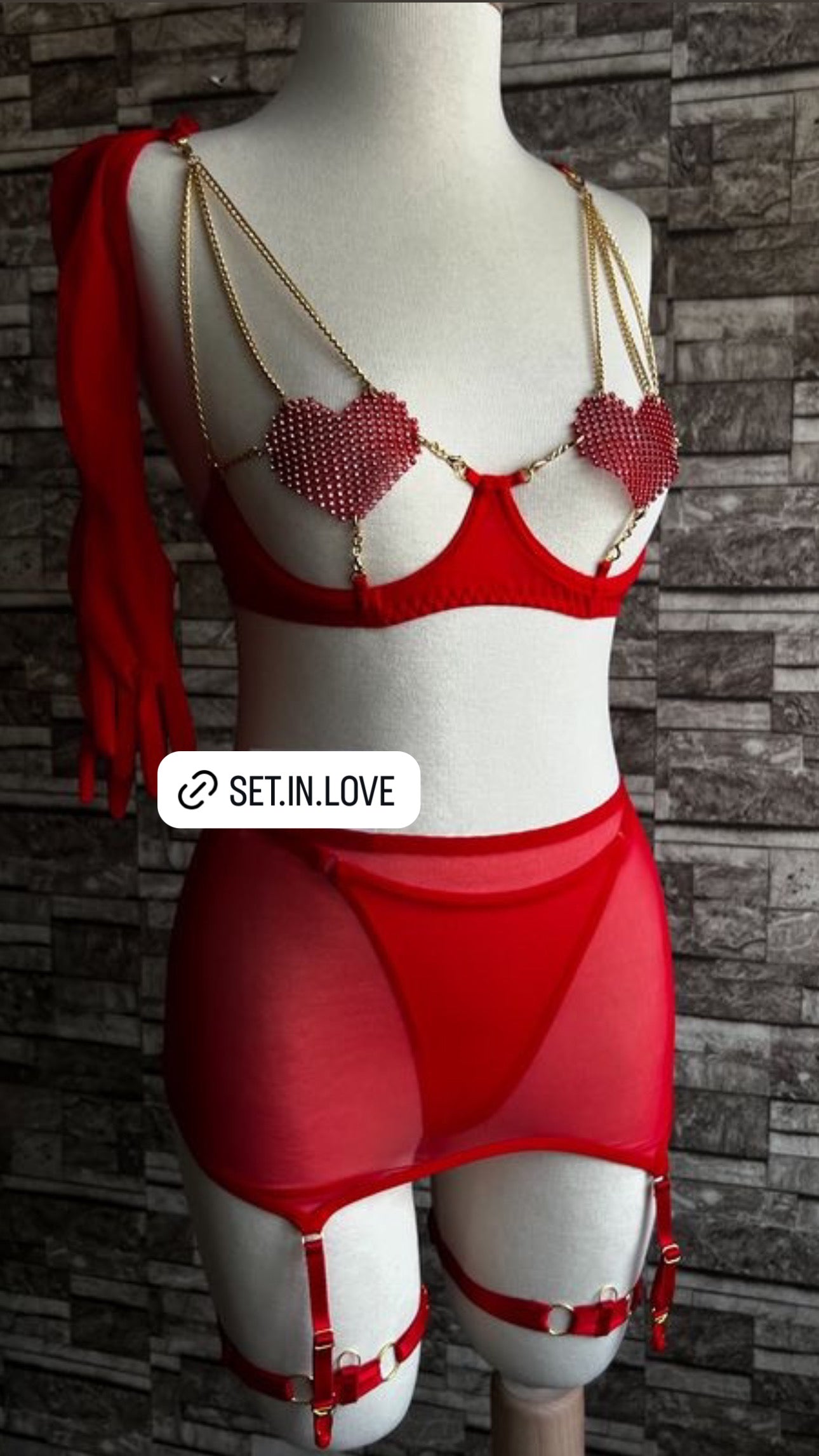 SET IN LOVE